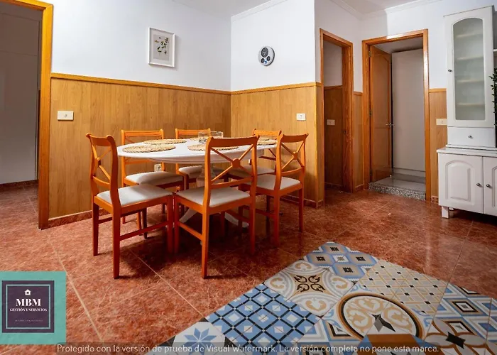 In Balcon De Mit Privatem Pool Holiday home *