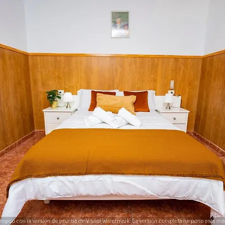 In Balcon De Mit Privatem Pool Holiday home *